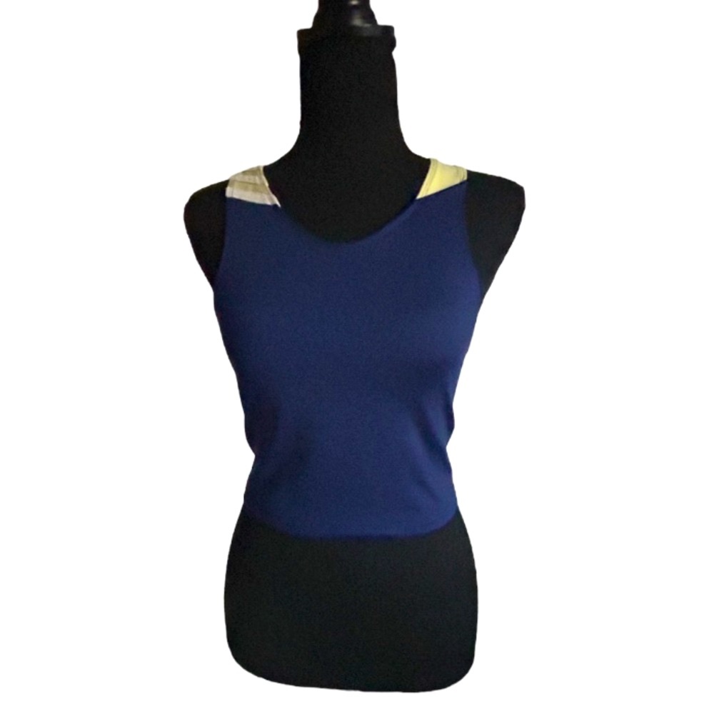 5/25$ ✨ Adidas Sports Bra Top 💚💛💙